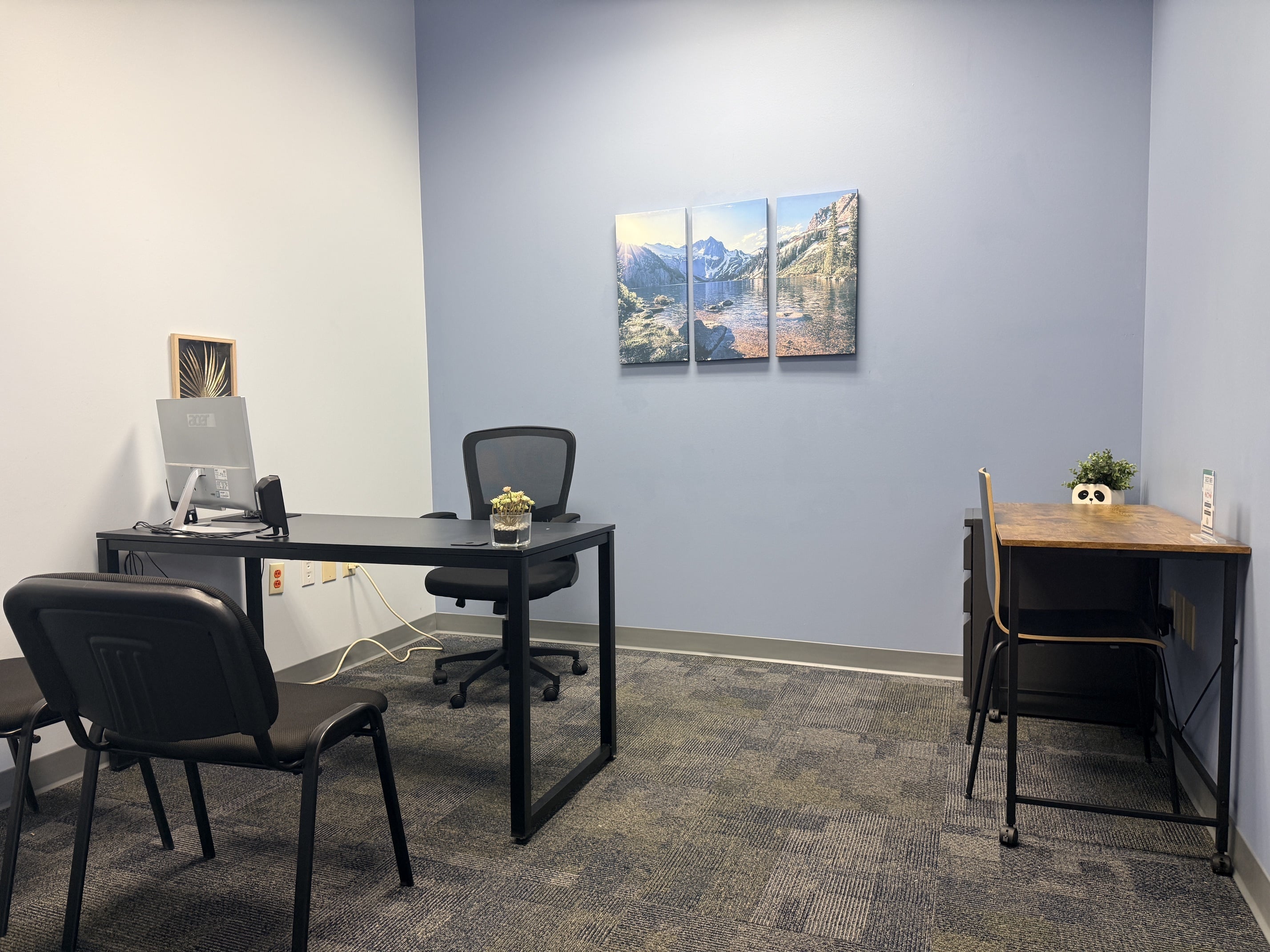 Image of one of Level Two's on demand private offices.